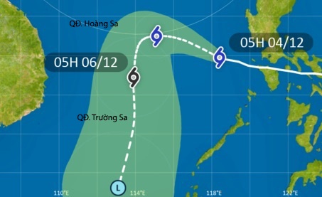 Bao Kammuri lien tuc doi huong, di chuyen cham tren Bien Dong hinh anh