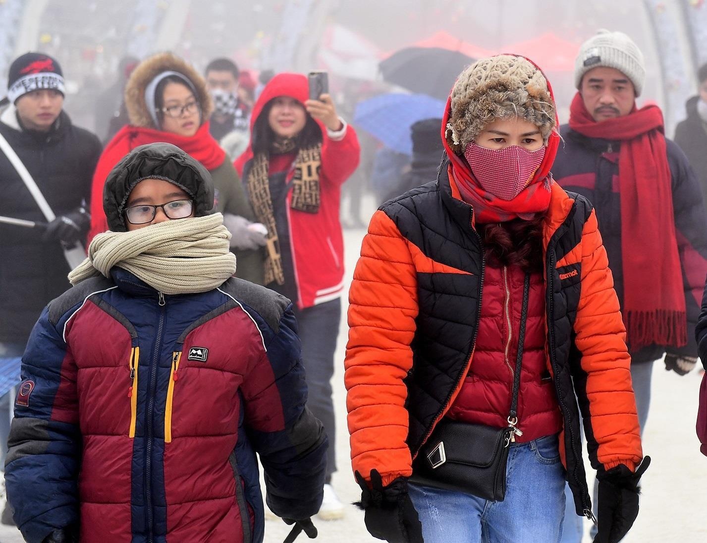 Bac Bo ret tang cuong, Sa Pa xuong 0 do C hinh anh