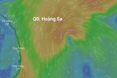 Duong di cua bao Phanfone truoc khi suy yeu tren Bien Dong hinh anh