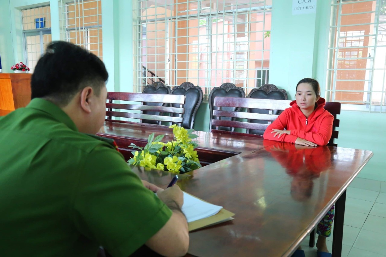 dung day thung bao hanh be trai o Binh Duong anh 1