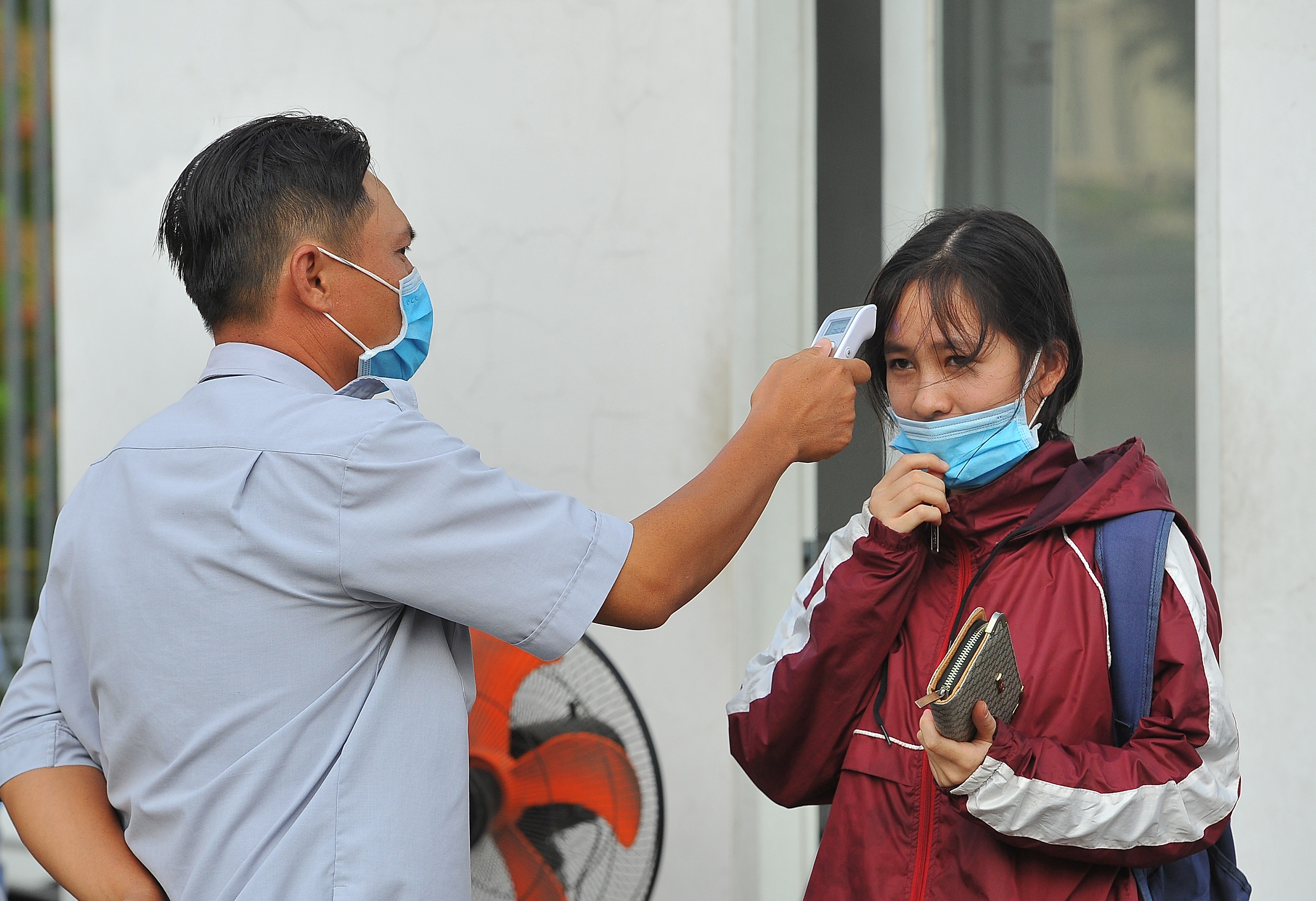 huy cach ly nguoi ve tu Ha Noi anh 1