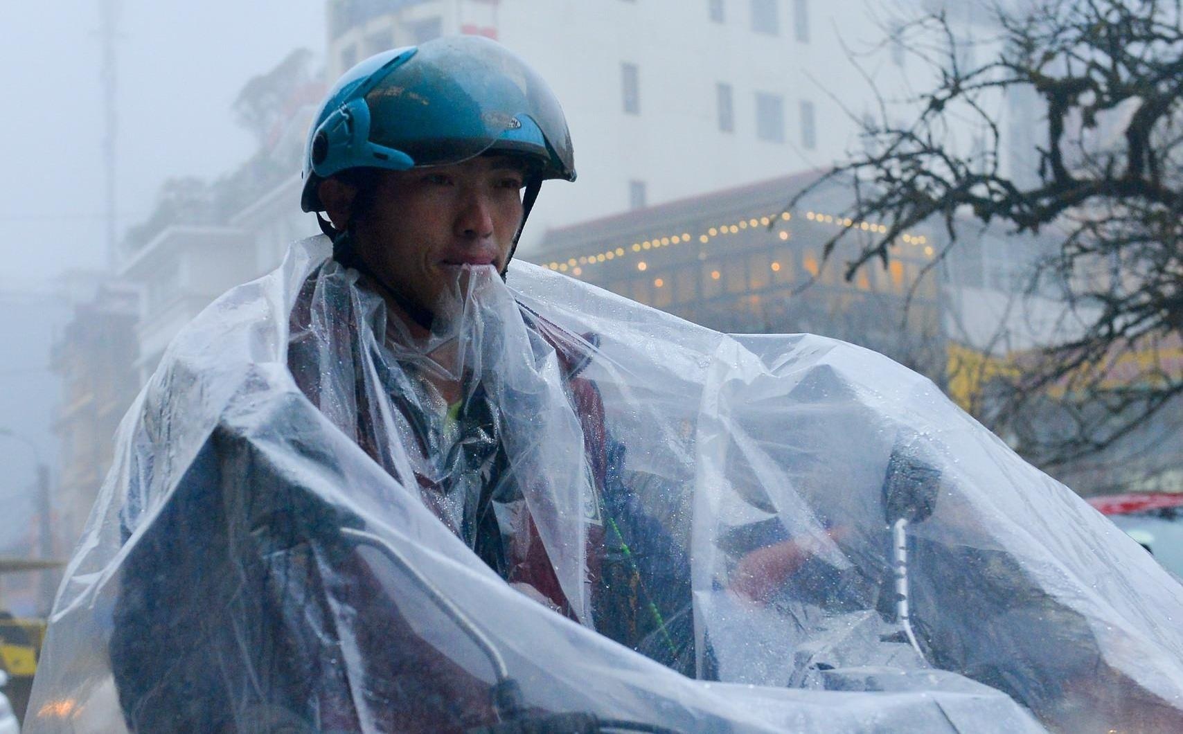 Mien Nam nang nong, Bac Bo de phong mua da hinh anh