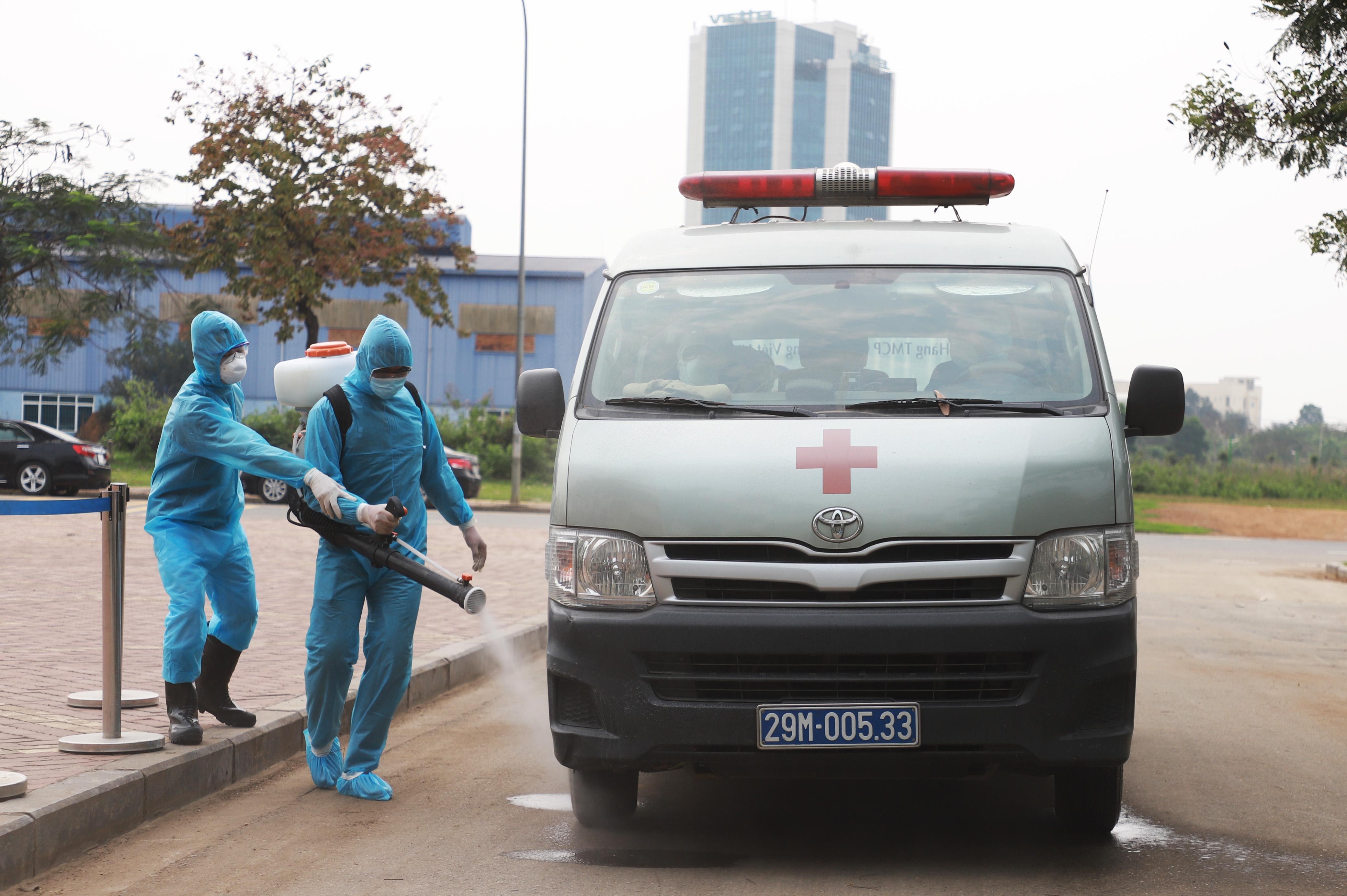 nhip song ben trong khu cach ly o Ha Noi anh 1