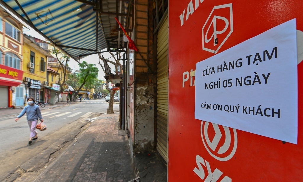 Nhung truong hop nao duoc ra duong trong 15 ngay cach ly xa hoi? hinh anh