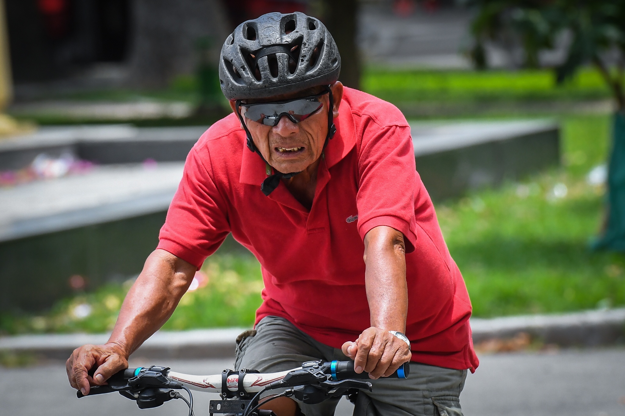 Mien Trung lai nong 40 do C hinh anh