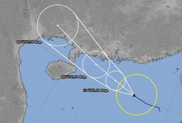 bao so 4 tren Bien Dong anh 1