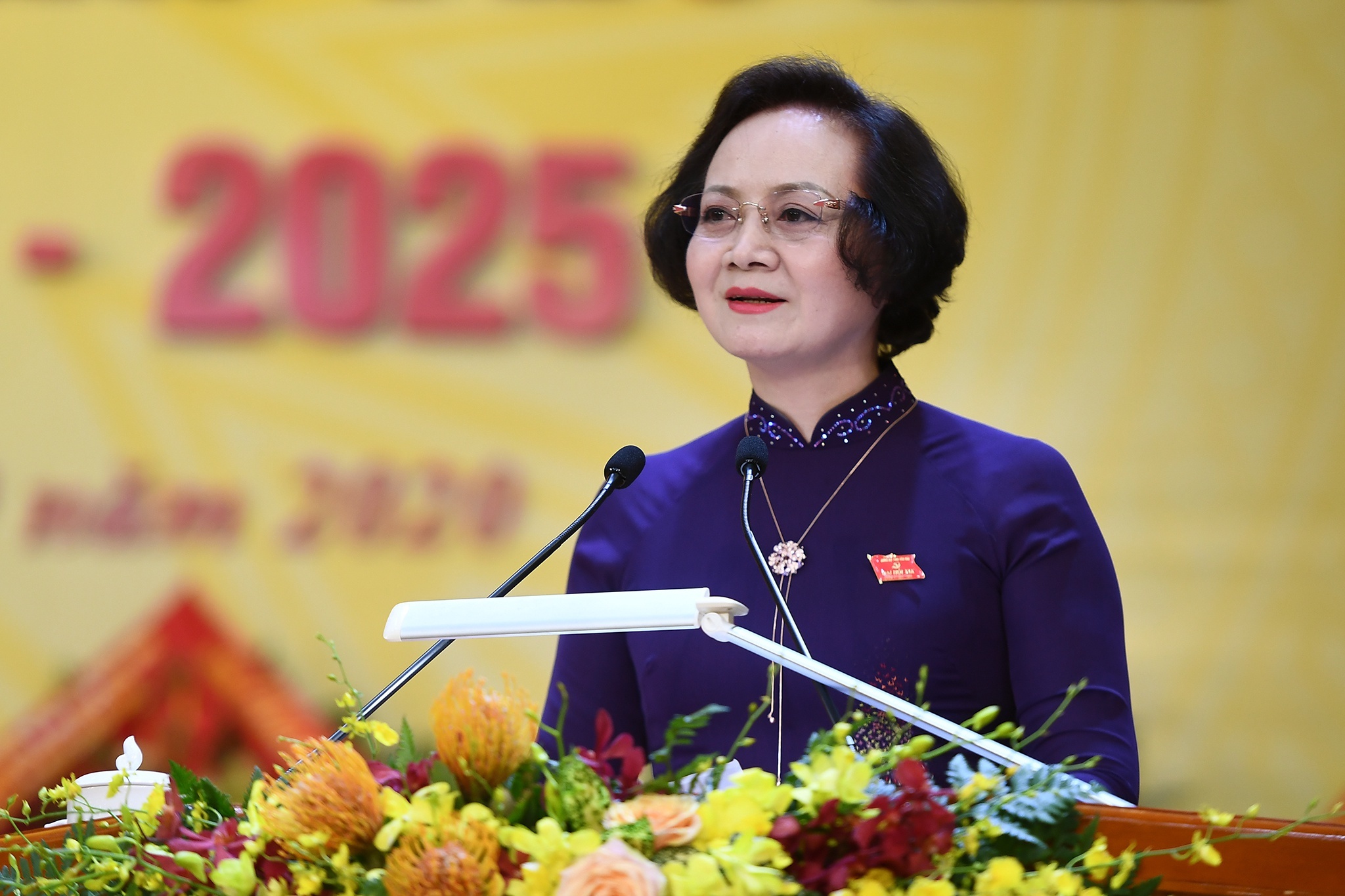 nguyen bi thu Yen Bai lam Thu truong Bo Noi vu anh 1