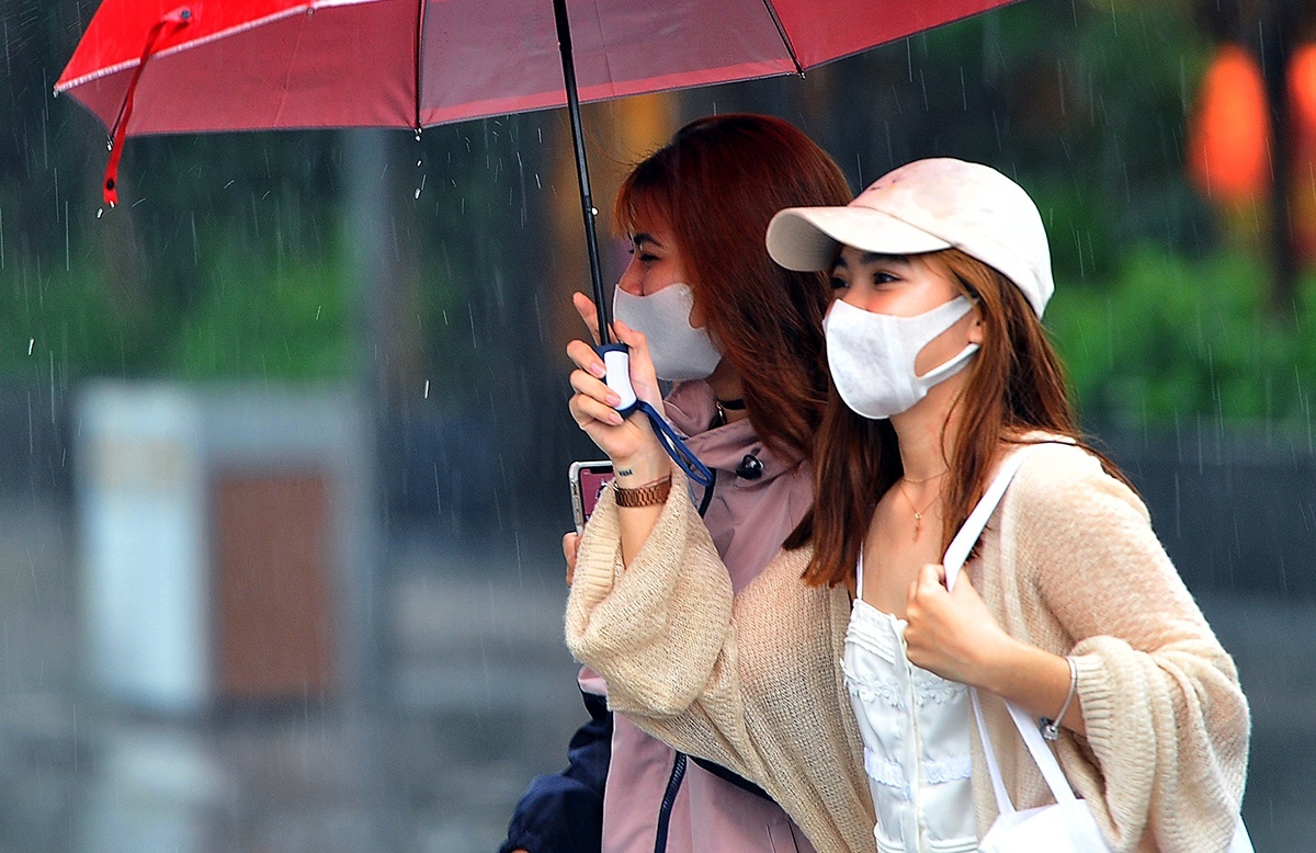 Ha Noi don dot khong khi lanh moi hinh anh