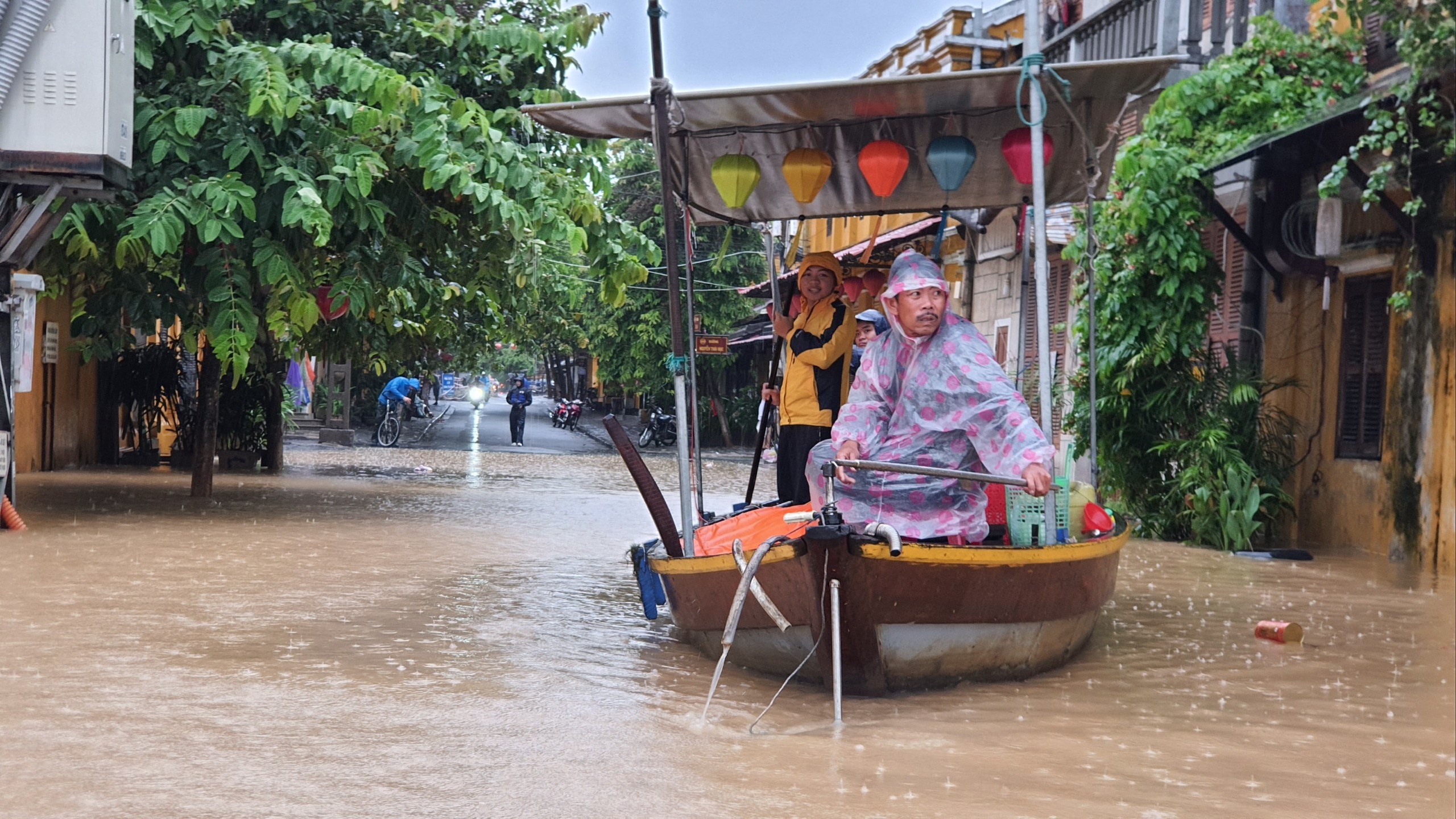 thanh pho Hoi An ngap sau do mua lon anh 4