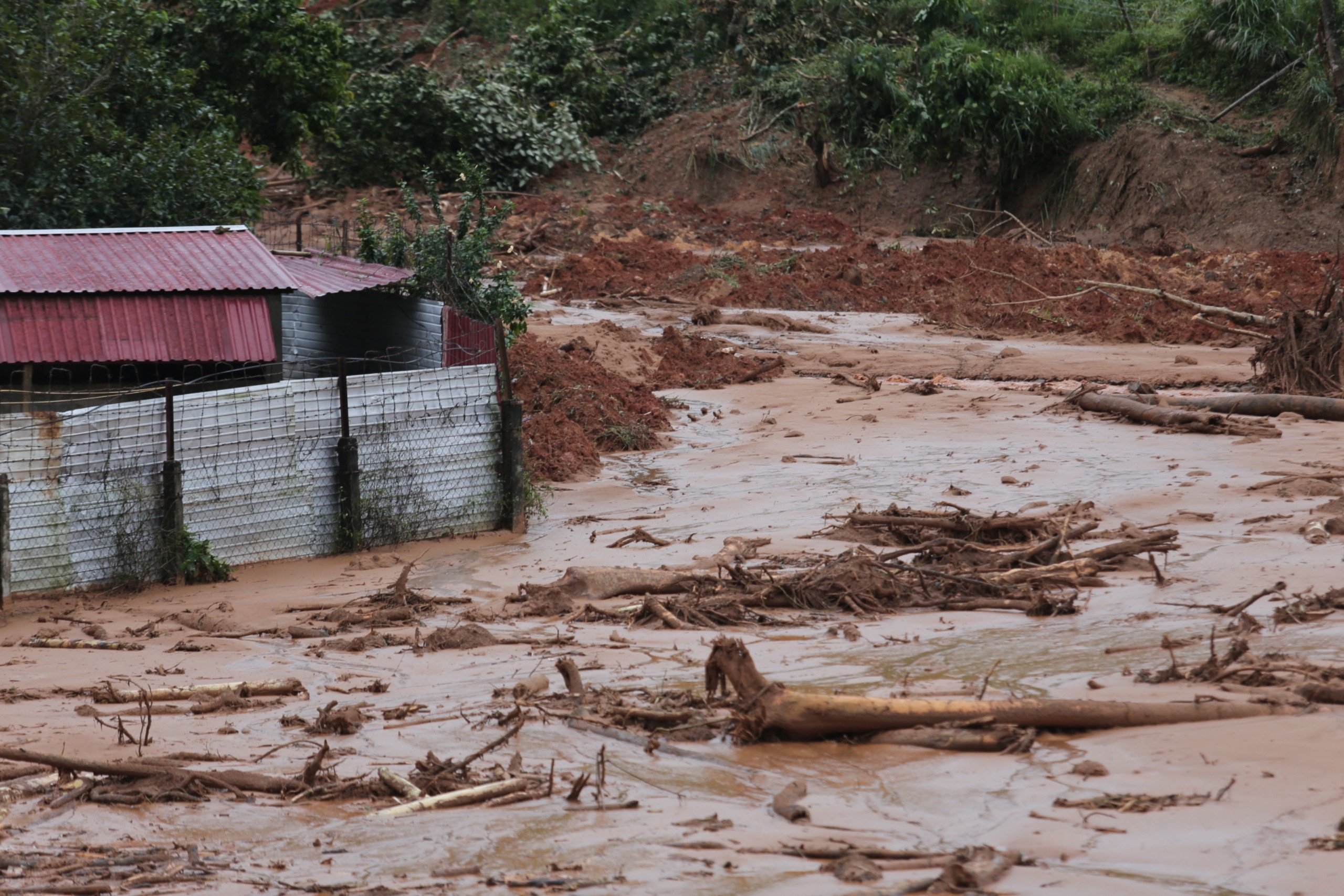 hien truong vu sat lo dat lam 22 chien si tu vong anh 7