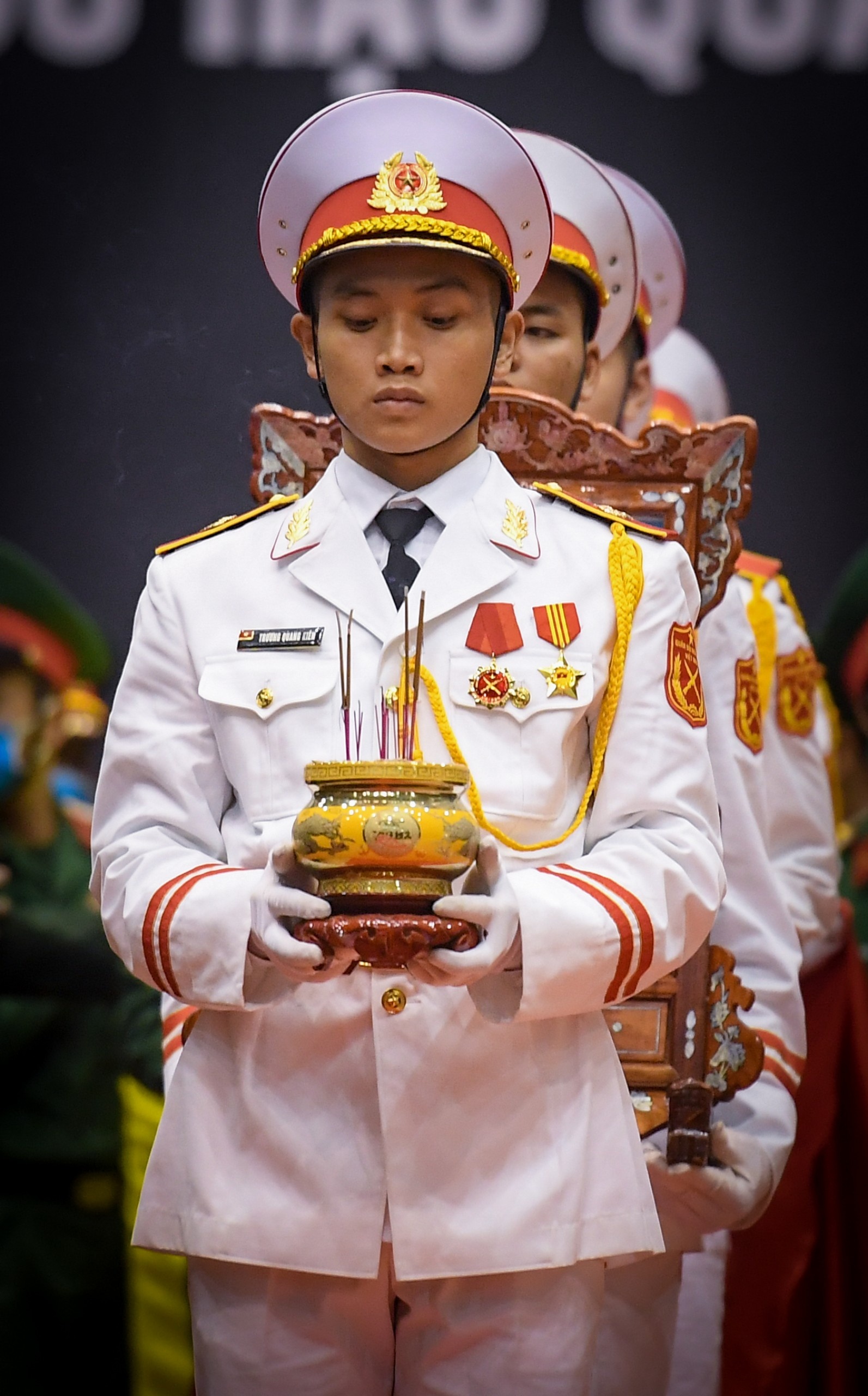 tang le cua 22 can bo chien si doan 337 anh 17