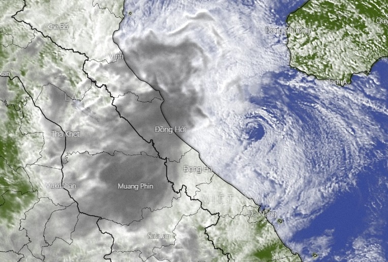 Ha Tinh - Quang Tri bat dau chiu anh huong cua bao so 8 hinh anh