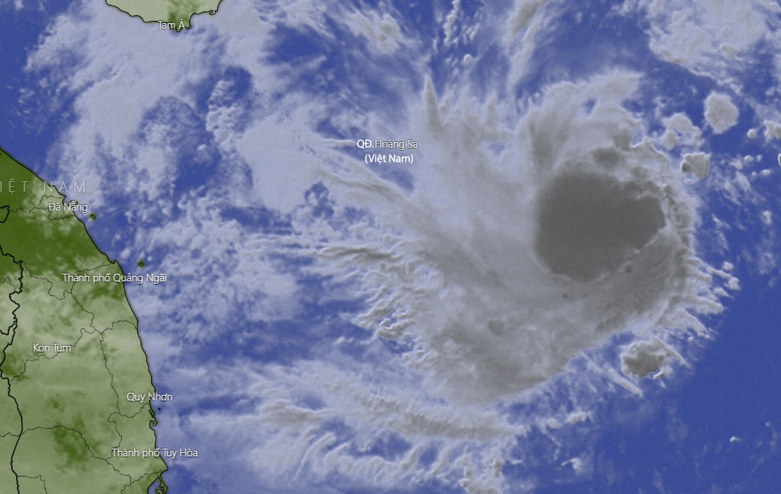 Bao so 10 huong vao Quang Ngai - Khanh Hoa hinh anh