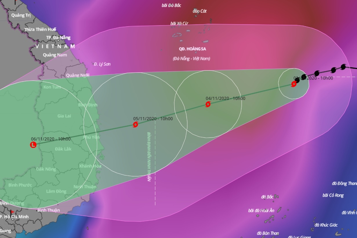 Bao so 10 di chech phia nam, huong vao Phu Yen hinh anh