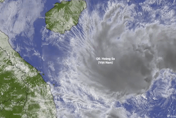 Bao so 10 - Goni anh huong den mien Trung nhu the nao? hinh anh