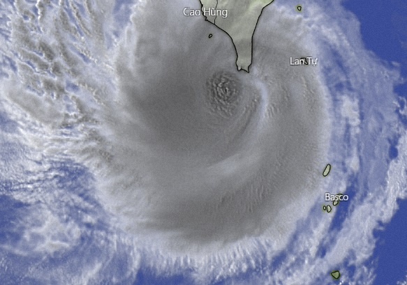 Bien Dong co the don 3 con bao tuan toi hinh anh