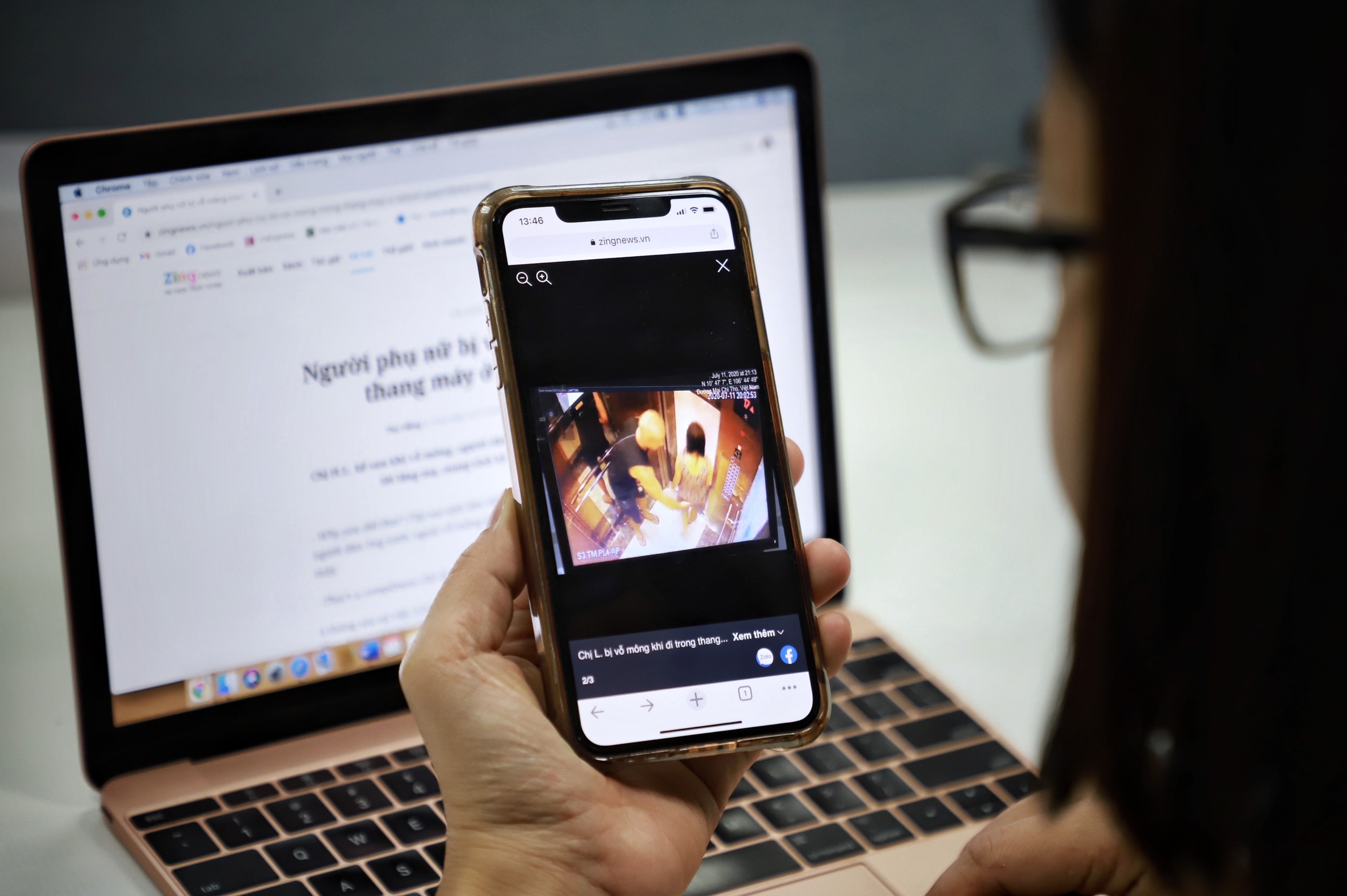 nguoi dan ong vo mong phu nu trong thang may o TP.HCM anh 1