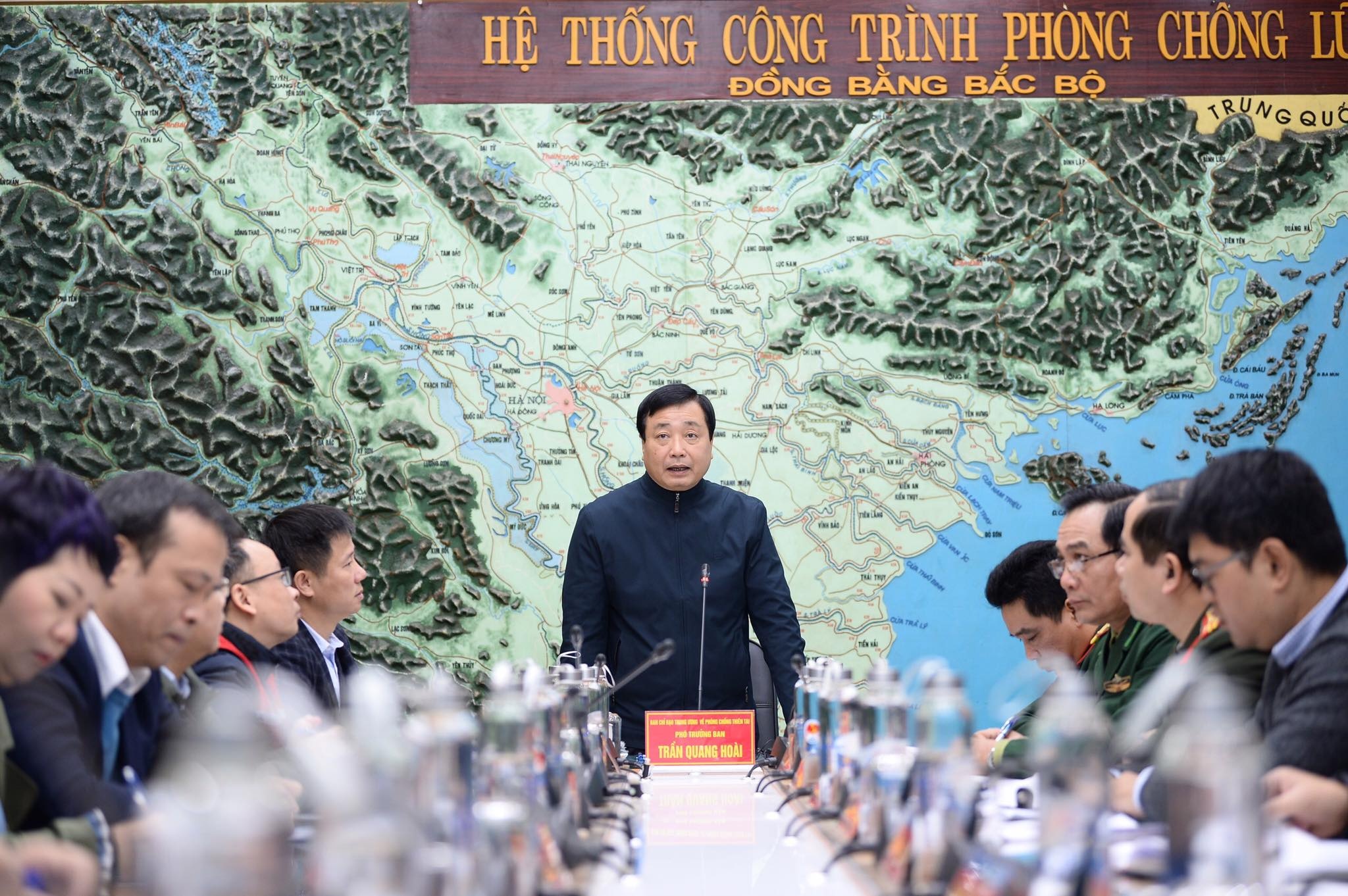 bao so 14 tren Bien Dong anh 2