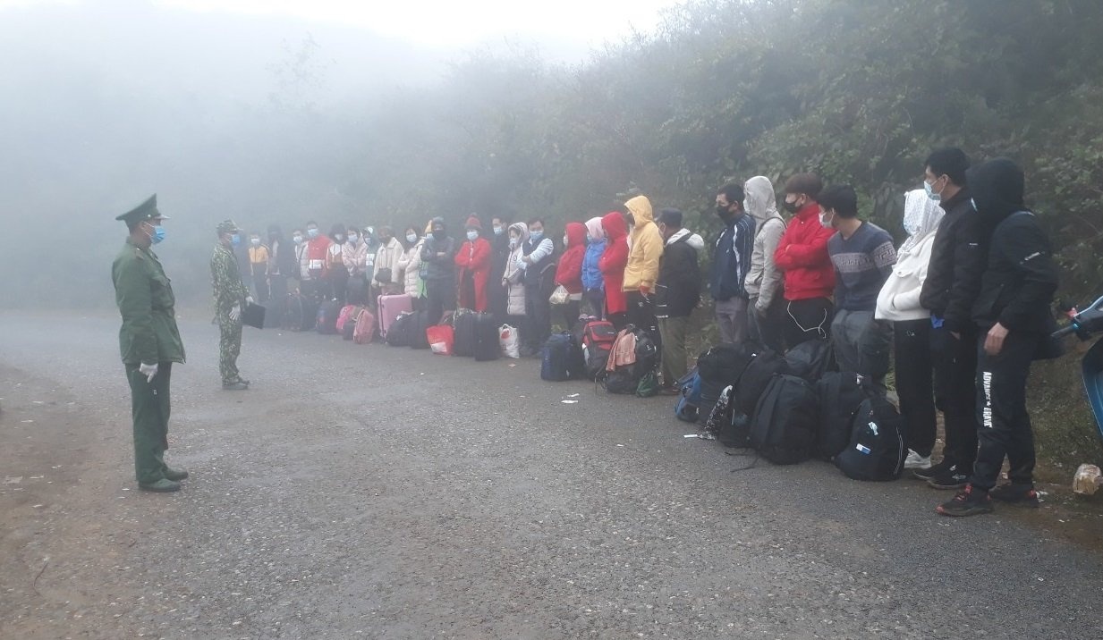 vượt biên trái phép ở biên giới phía bắc ảnh 4 vuot bien trai phep o bien gioi phia bac anh 4