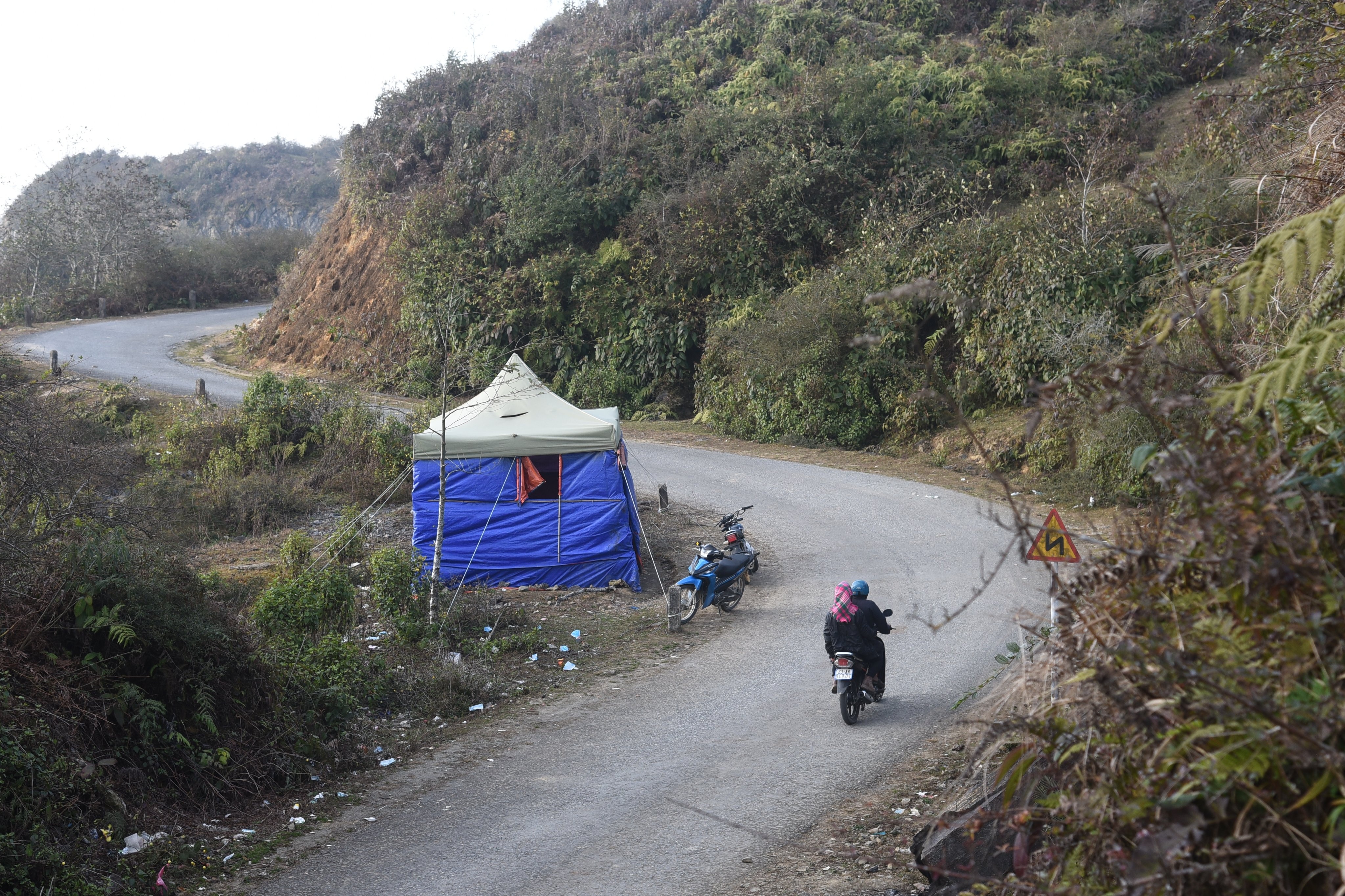 vuot bien trai phep o bien gioi phia bac anh 5