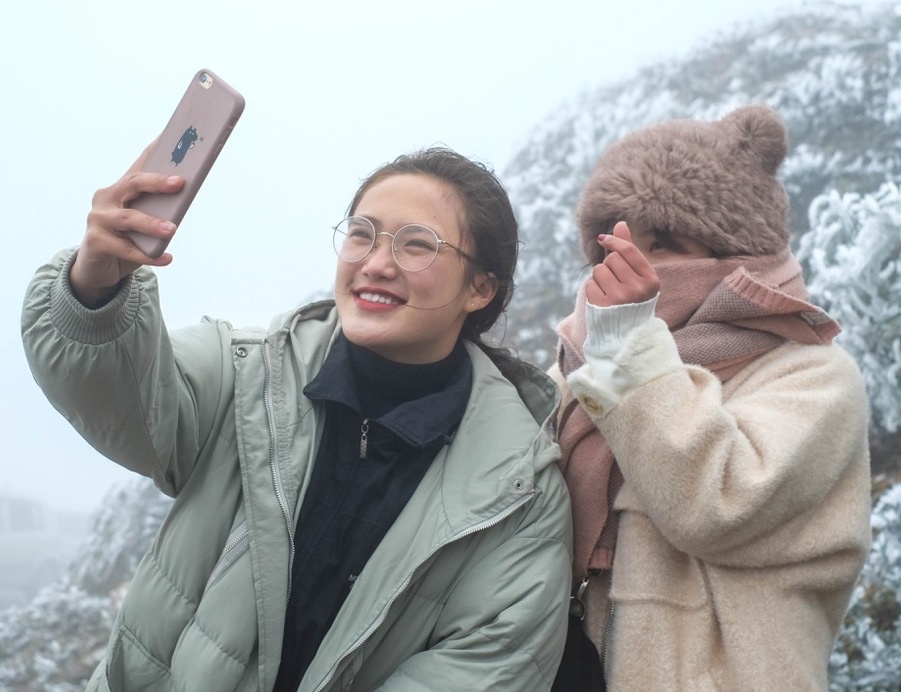 Ha Noi ret 6 do C, mien nui kha nang co tuyet hinh anh