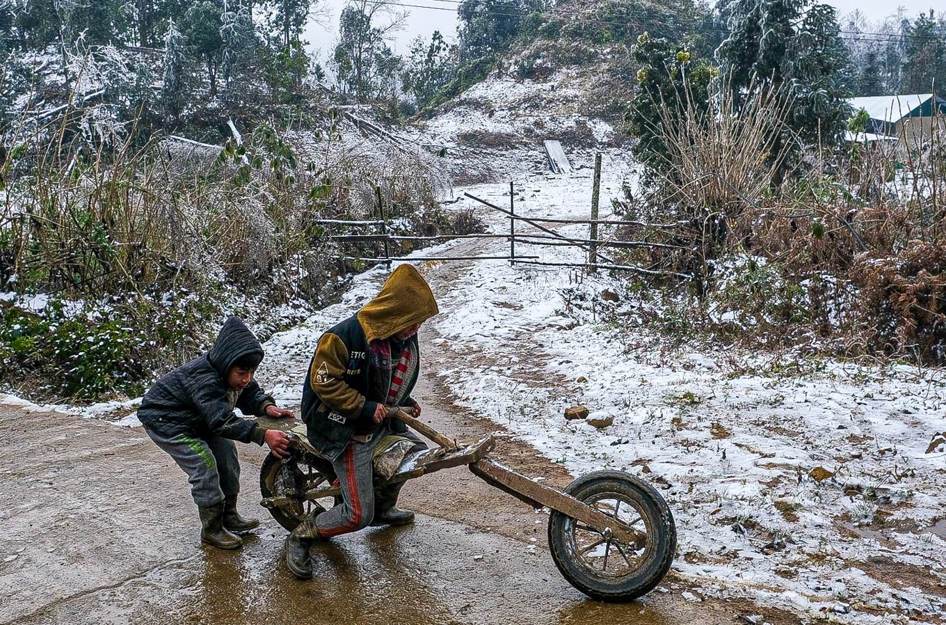 Sa Pa -1,6 do C, Ha Noi tang nhiet hinh anh