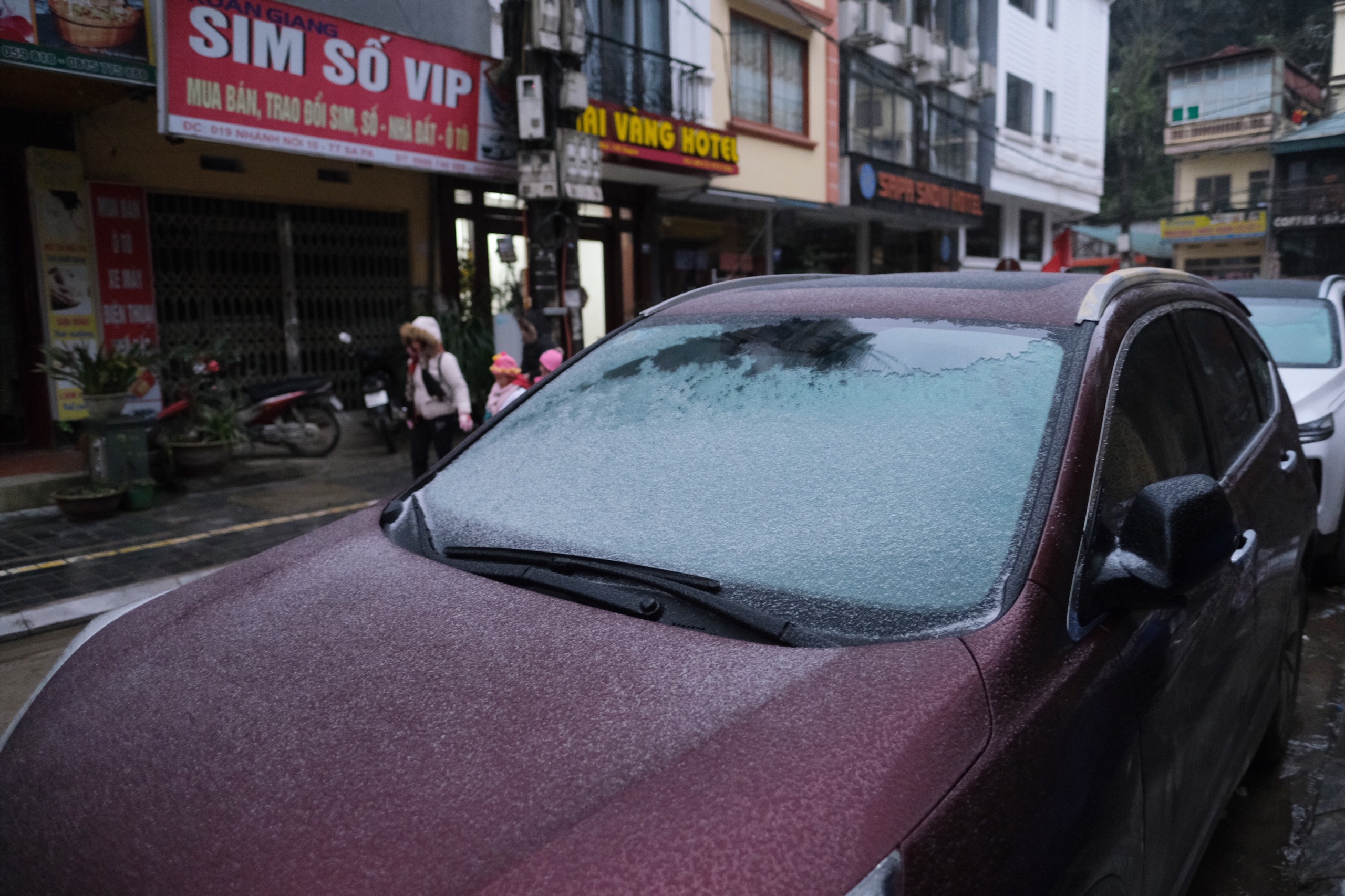 tuyet roi o Sa Pa va Y Ty anh 1