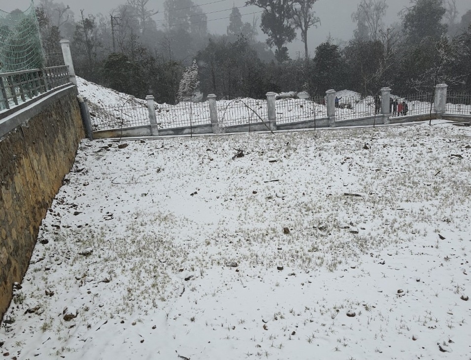 mua tuyet roi o Y Ty va Lao Cai anh 6