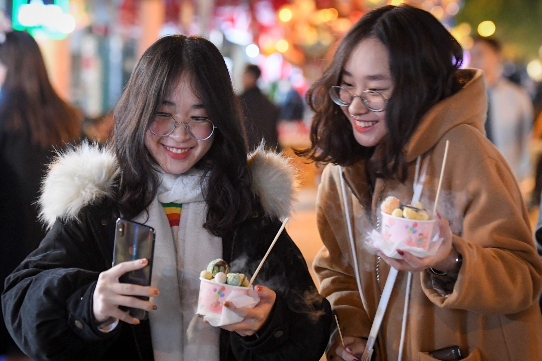 Mien Bac doi mat dot ret moi, Ha Noi 8 do C hinh anh