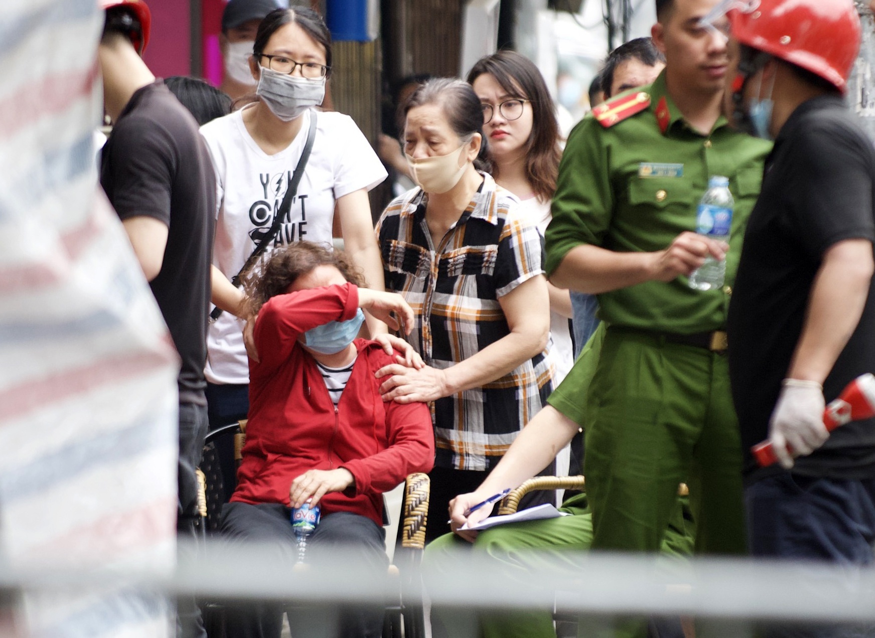 4 nguoi chet chay o Ton Duc Thang anh 3