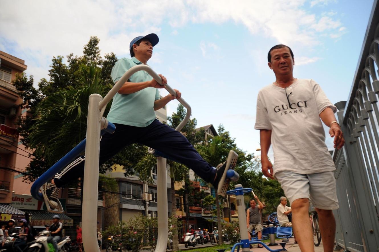 De xuat giam so nam dong bao hiem xa hoi de huong luong huu hinh anh