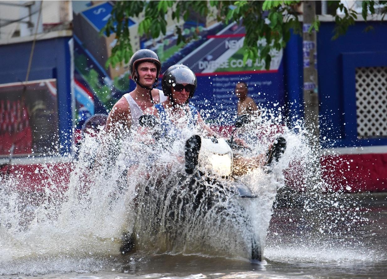 TP.HCM mua dong ca tuan hinh anh