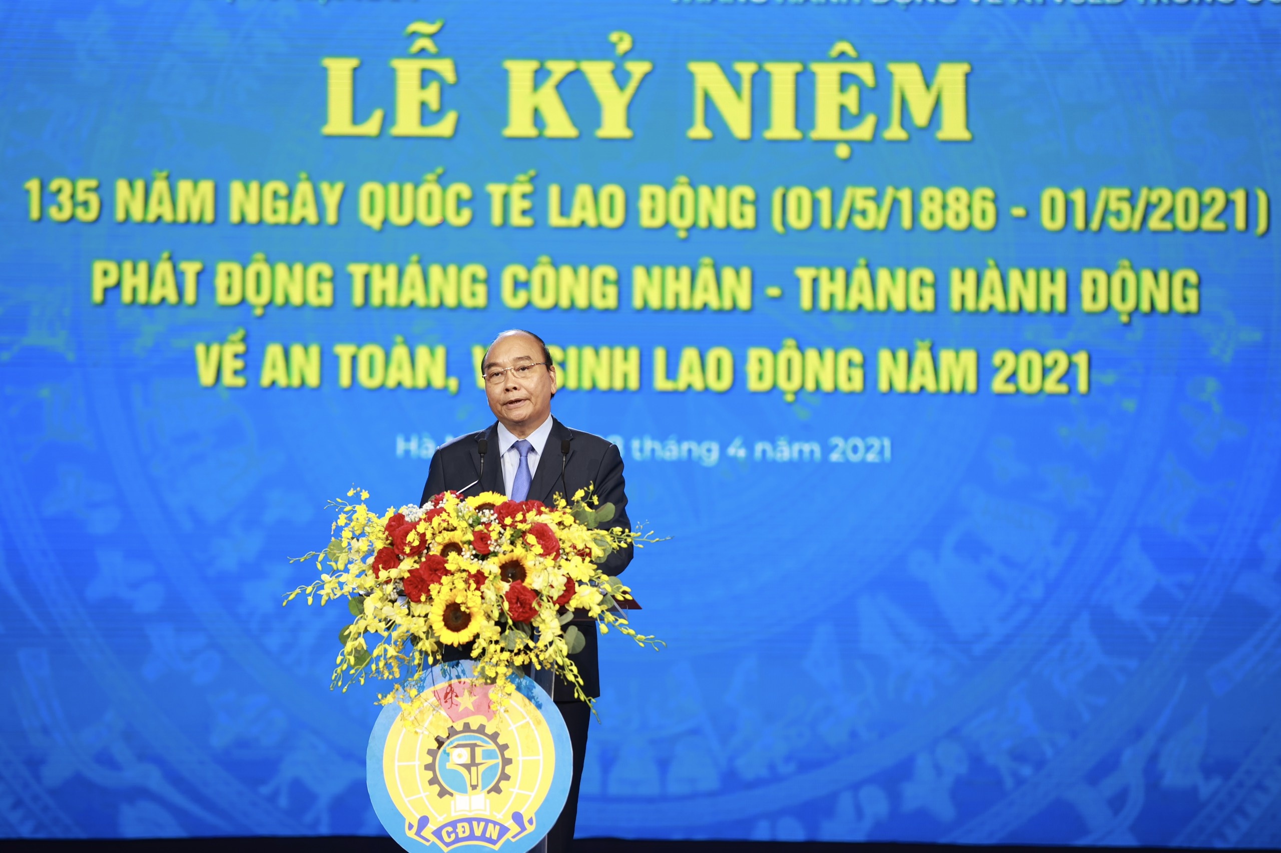 135 ngay quoc te lao dong anh 1