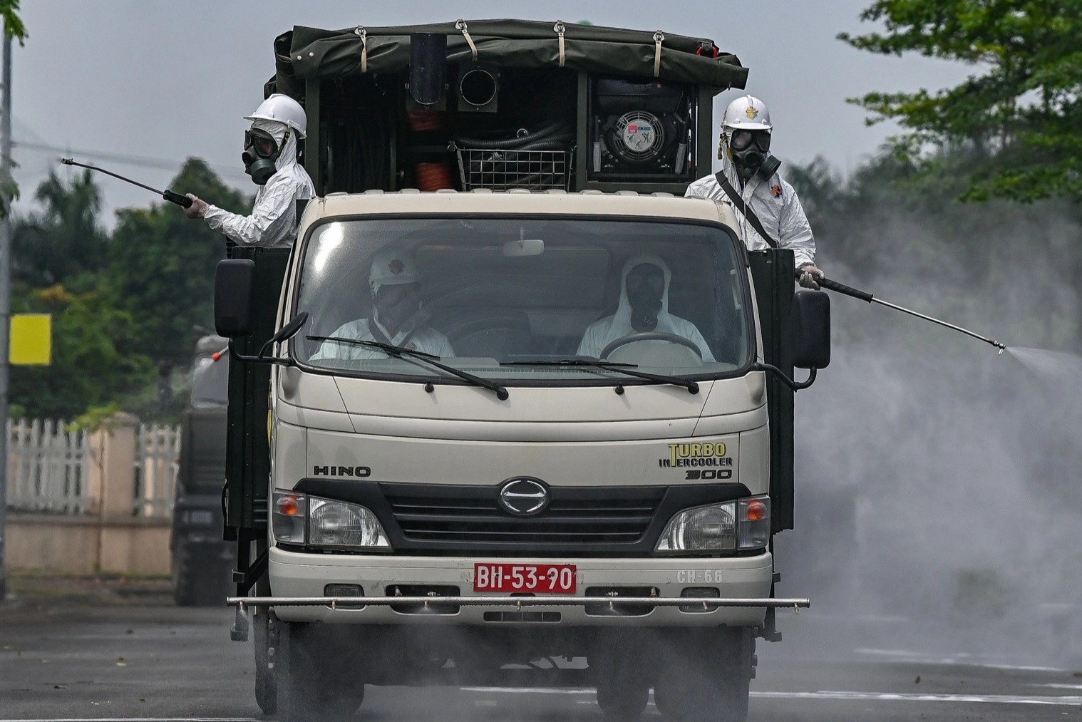 Chuoi lay nhiem tu BV Benh nhiet doi Trung uong toi nhieu dia phuong hinh anh