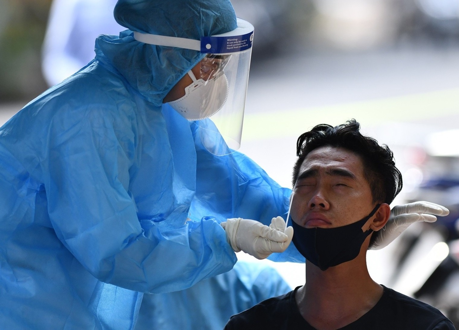 Quang Ninh ho tro Bac Giang xet nghiem Covid-19 hinh anh