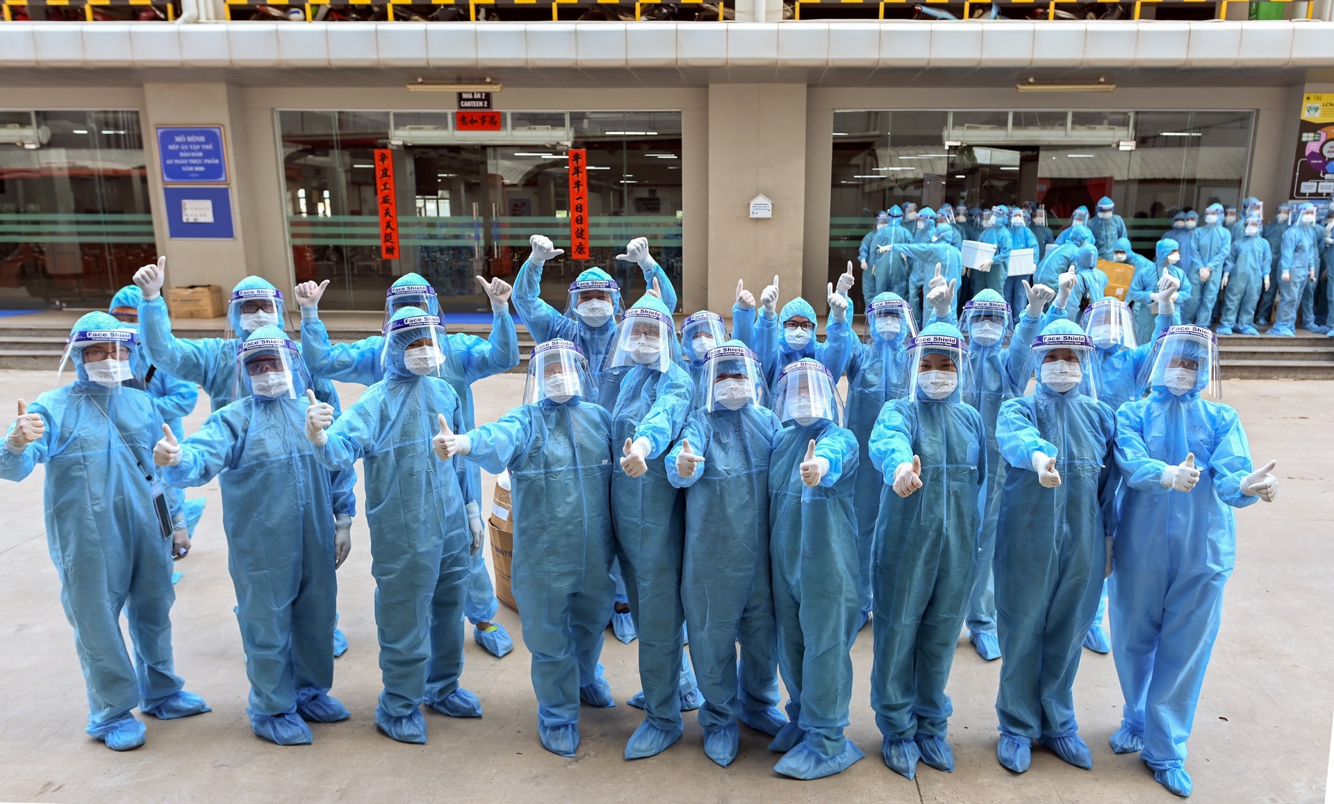 cu bac si den Bac Giang chong dich anh 1