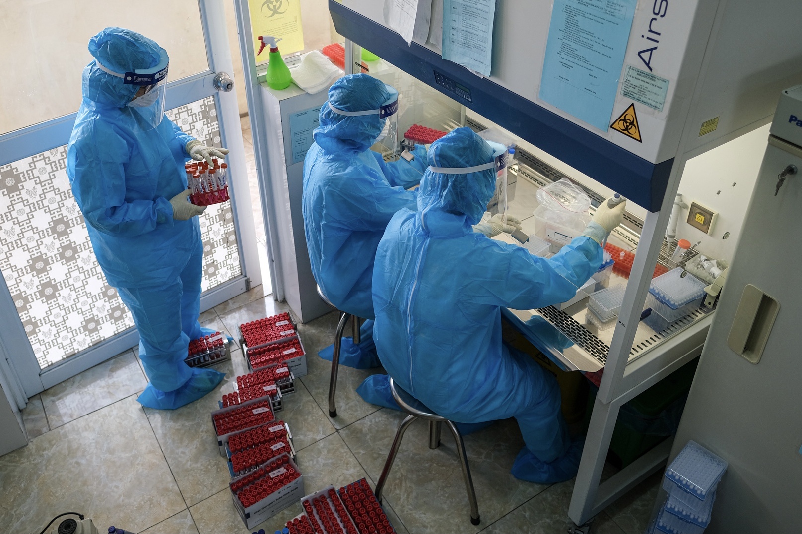 benh nhan Covid-19 o cong ty Hosiden anh 1