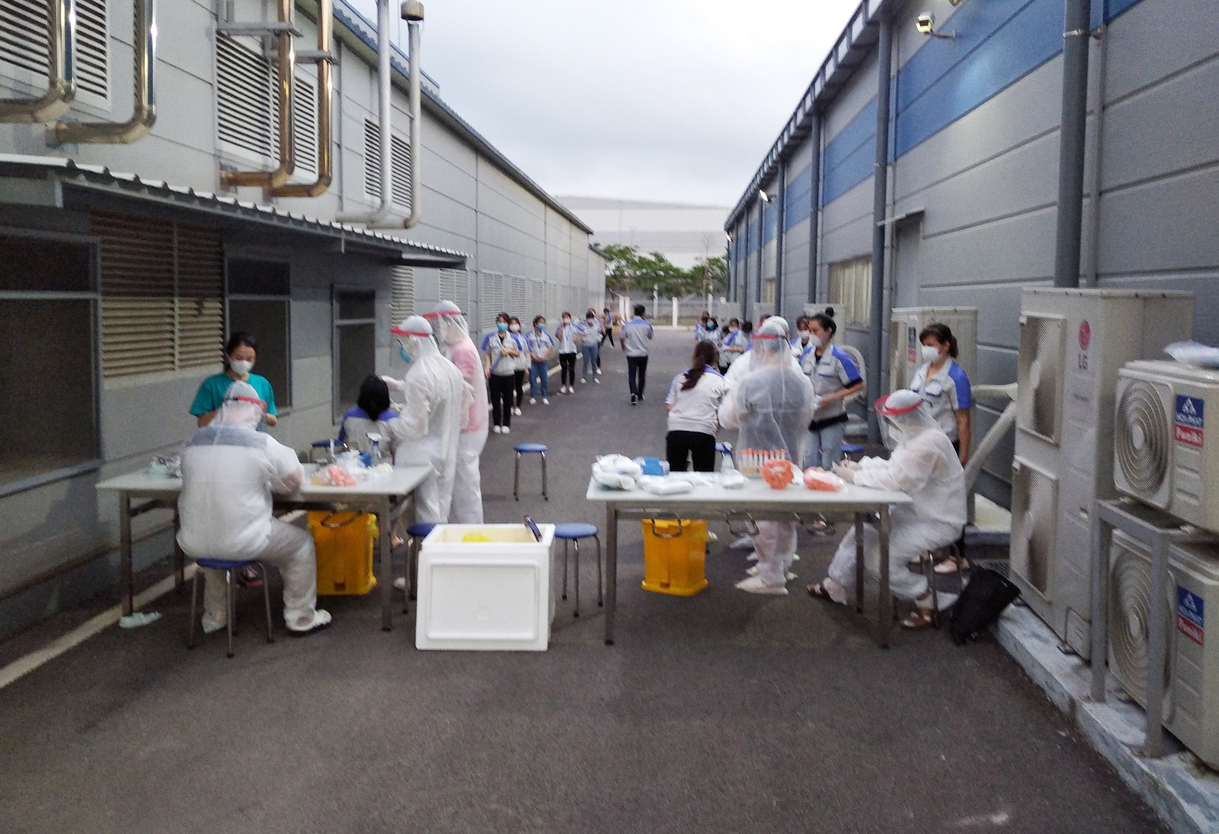 cong nhan mac Covid-19 o Bac Giang anh 1