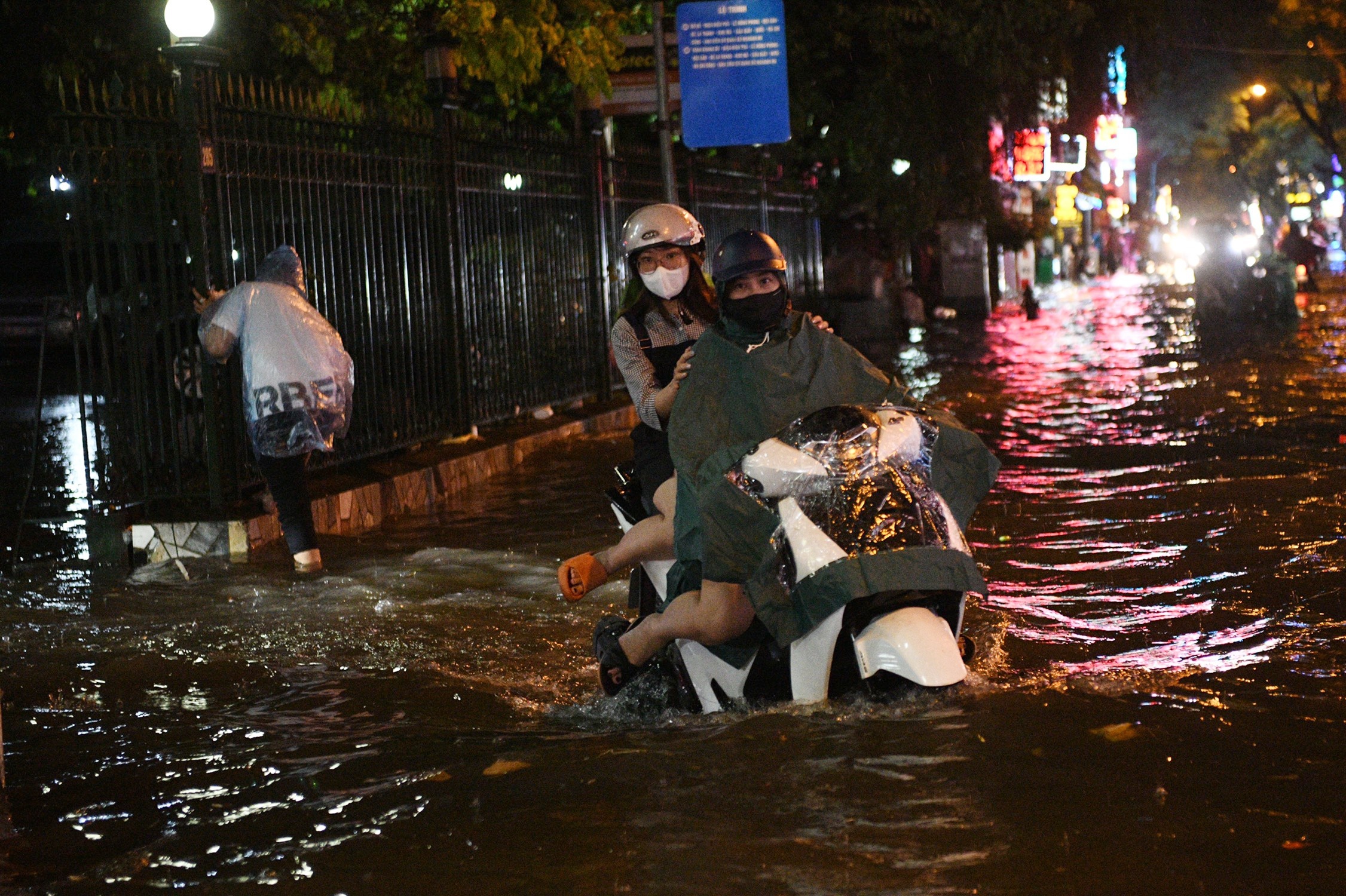 mua dong giai nhiet o Ha Noi anh 1
