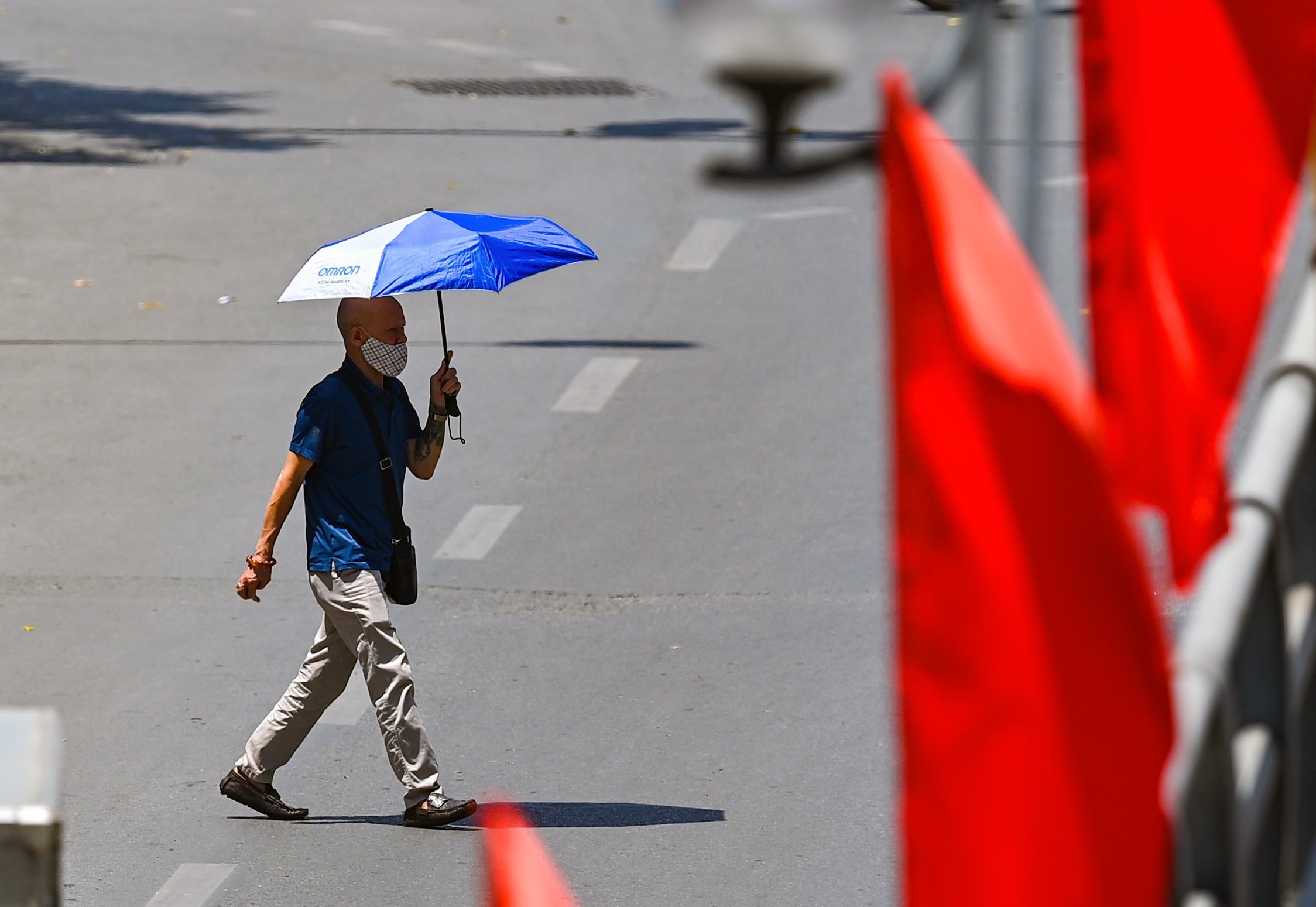 nang nong 40 do C o Ha Noi anh 1