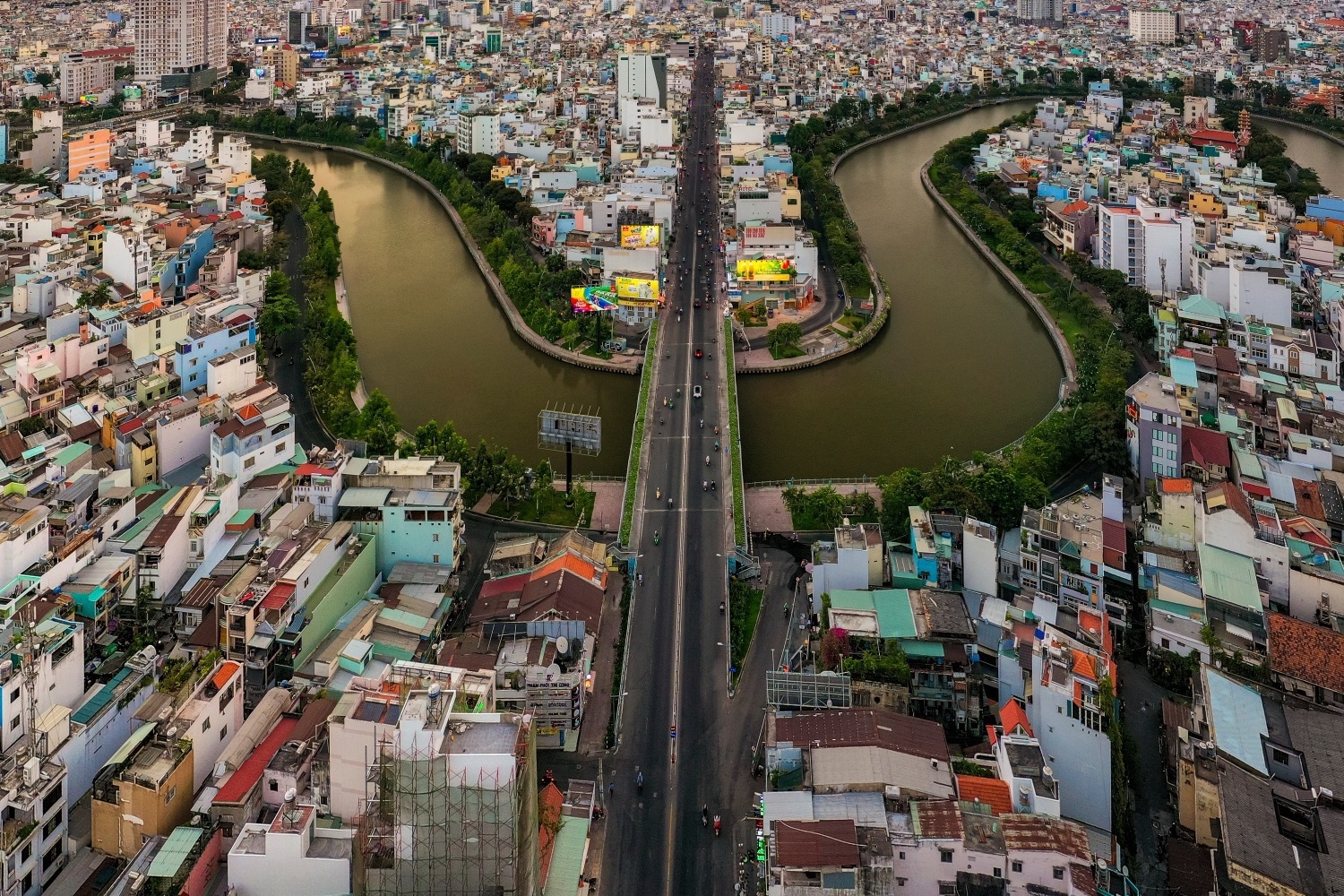 Sap nhap tinh can tieu chi nao? hinh anh