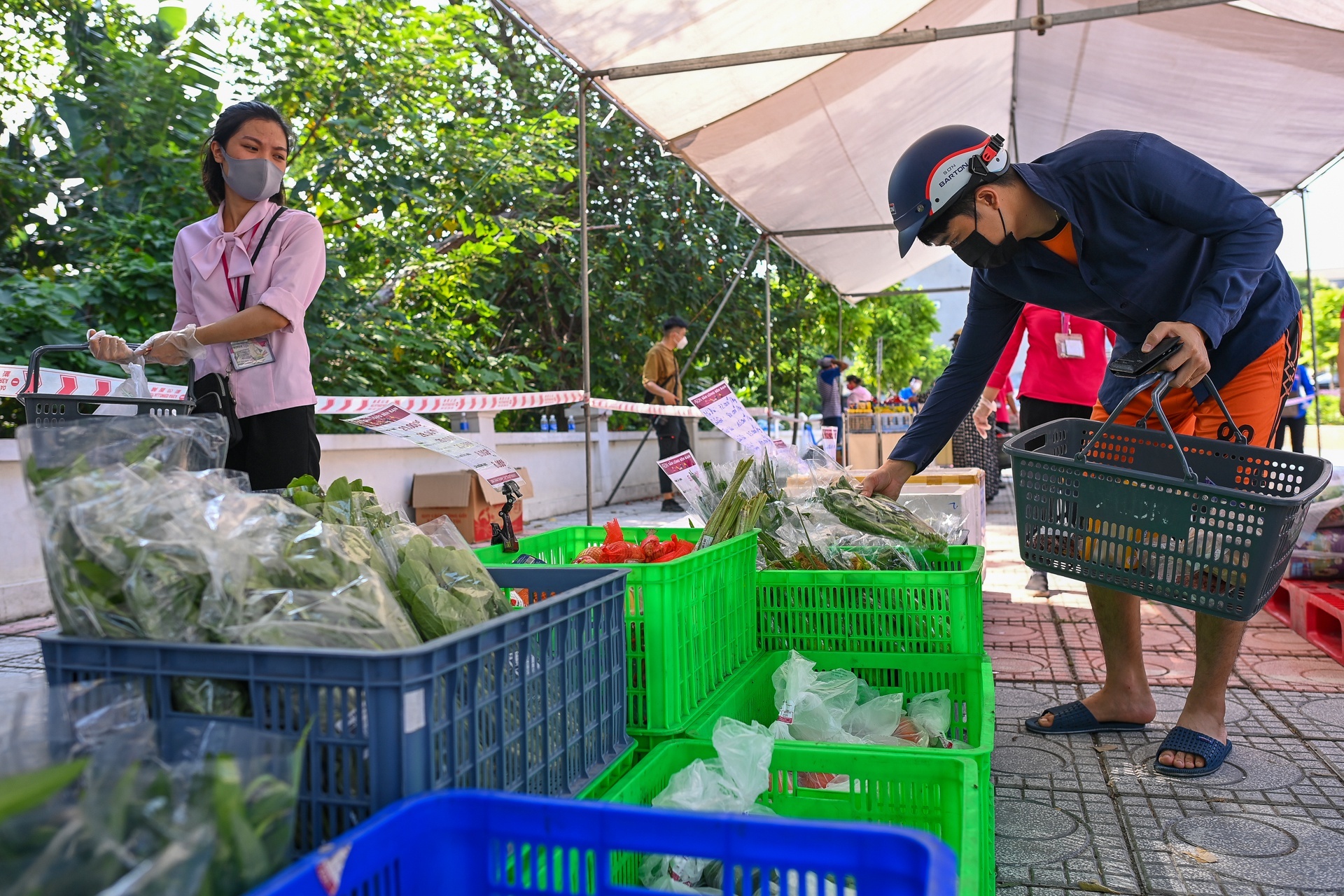 gian cach xa hoi 15 ngay o Ha Noi anh 5