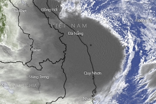 Duong di cua bao Conson dang huong vao Quang Tri - Quang Ngai hinh anh