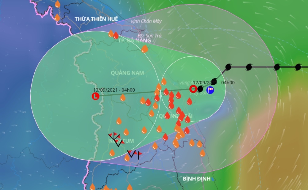 mua bao o mien Trung anh 1