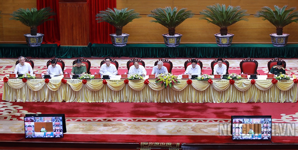 18 bi cao tham nhung la can bo Trung uong anh 1