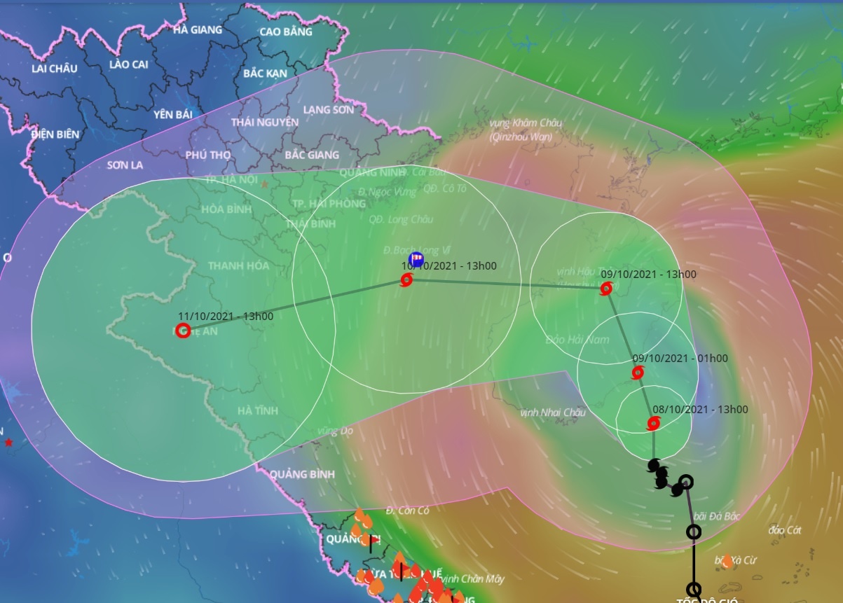 bao so 7 tren Bien Dong anh 1