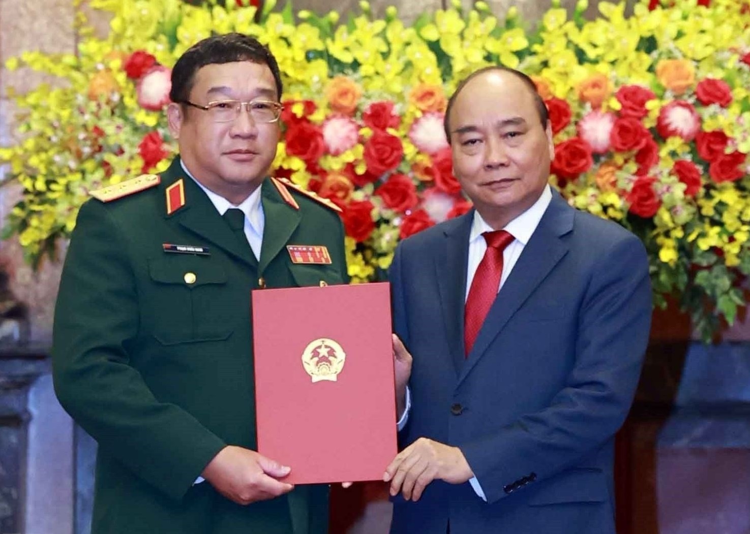 Thang quan ham thuong tuong cho Thu truong Bo Quoc phong Pham Hoai Nam hinh anh