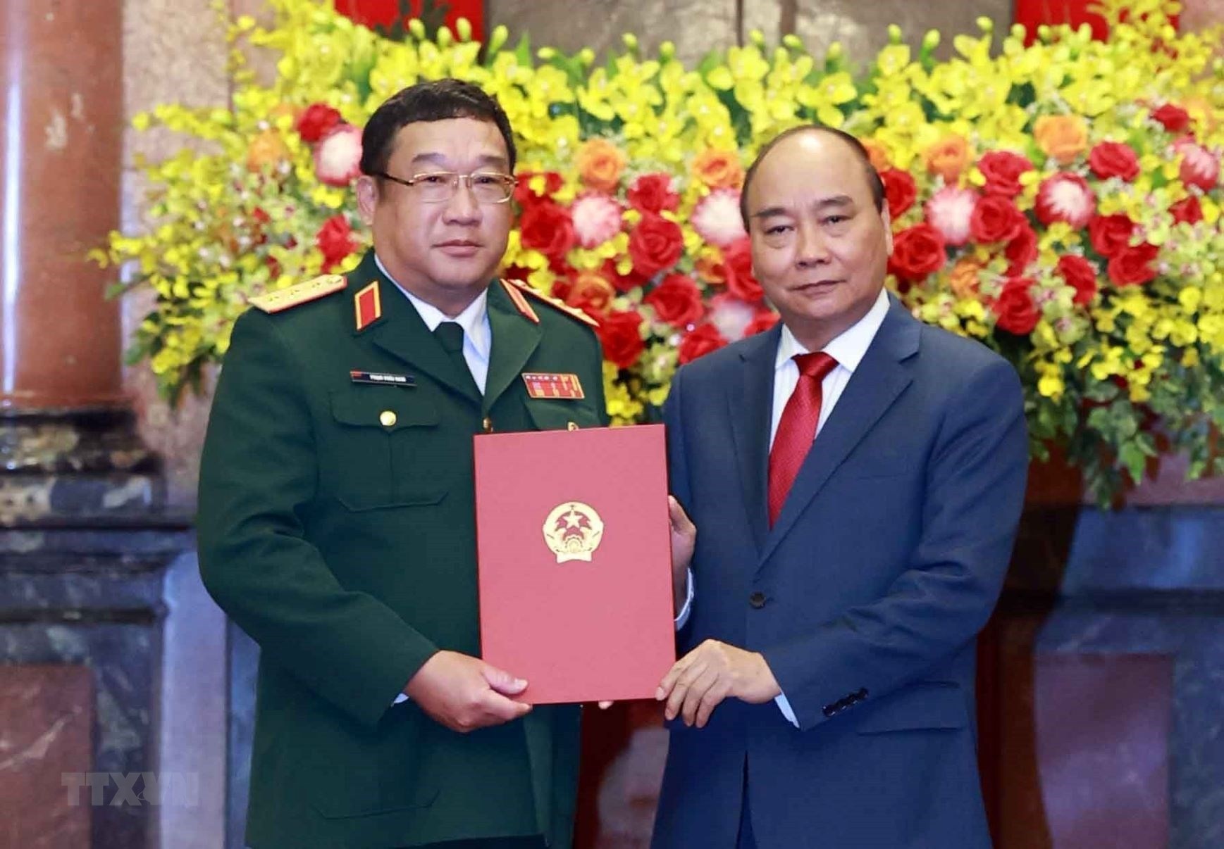 thang quan ham cho thu truong Bo Quoc phong anh 1