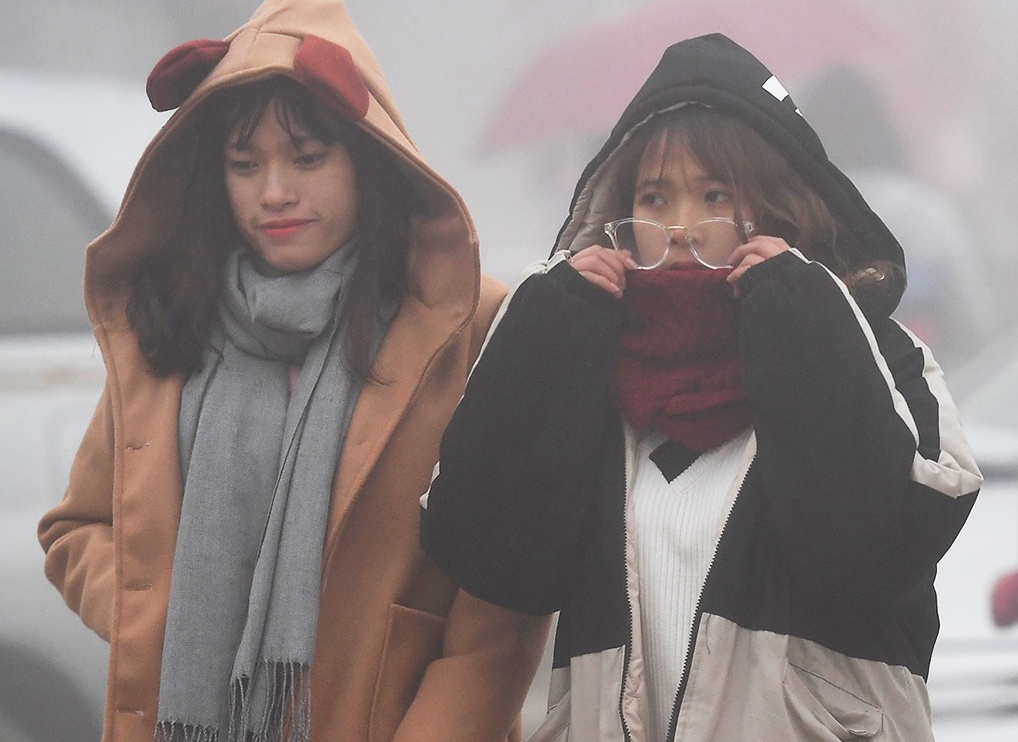 Mien Bac mua ret mot ngay roi hung nang hinh anh