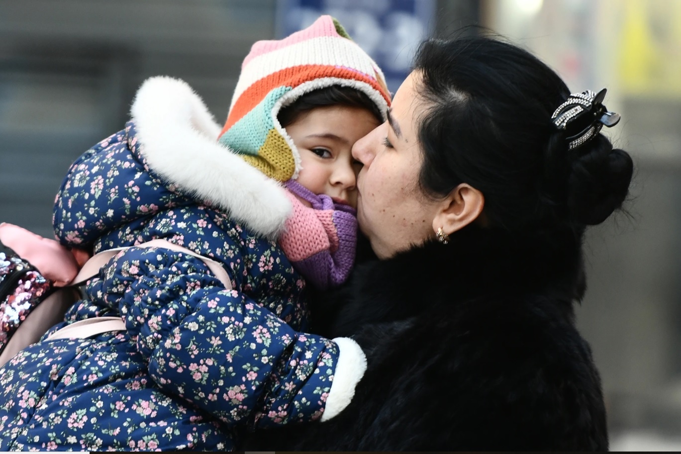 Ha Noi don khong khi lanh tang cuong hinh anh